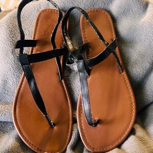 Women’s sandals
